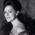 Nancy Fabiola Herrera dirige el ciclo LUCERO NUESTRO